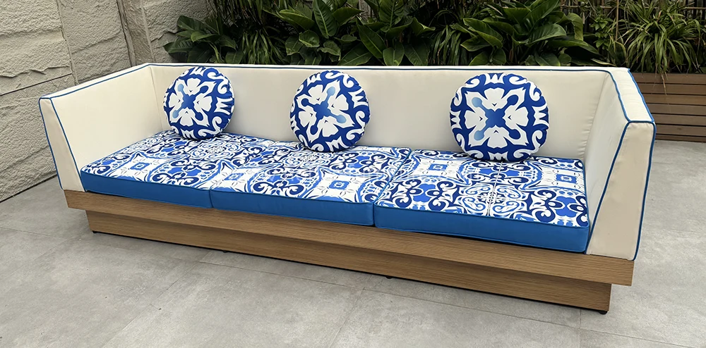 Modern Outdoor Aluminum Frame brushed Wood Grain Sofa